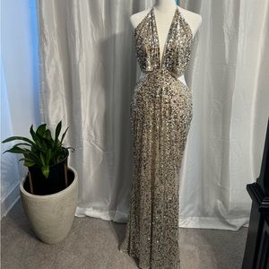 MAC DUGGAL, Cut Out Halter Tie Back Sequin Gown — Nude Silver, size 8